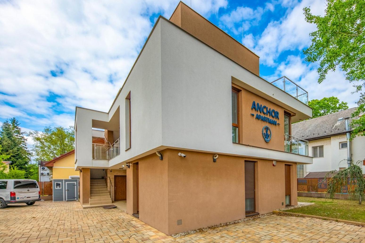 Anchor Apartman By Hellobalatonlelle Balatonlelle Exterior foto