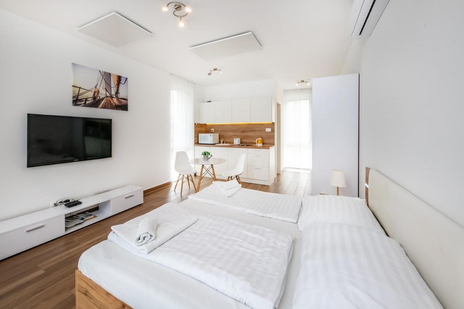 Anchor Apartman By Hellobalatonlelle Balatonlelle Exterior foto