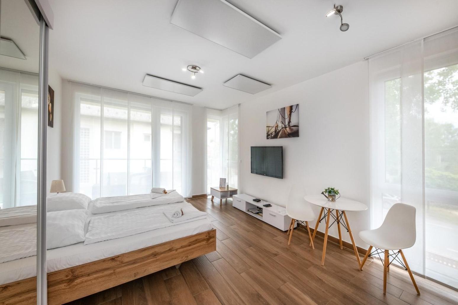 Anchor Apartman By Hellobalatonlelle Balatonlelle Exterior foto